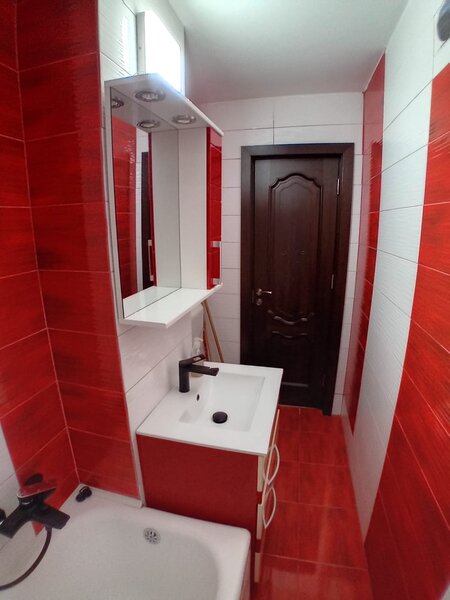 Lujerului, proprietar, Parcul Liniei,  4 min metrou, renovata,  lux, etaj 1